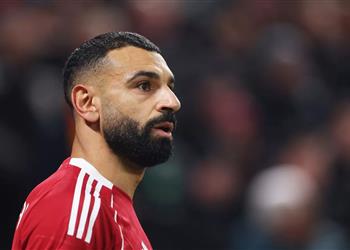 ليفربول يعلن موقفه من رحيل محمد صلاح ورامي عباس يهدد النادي