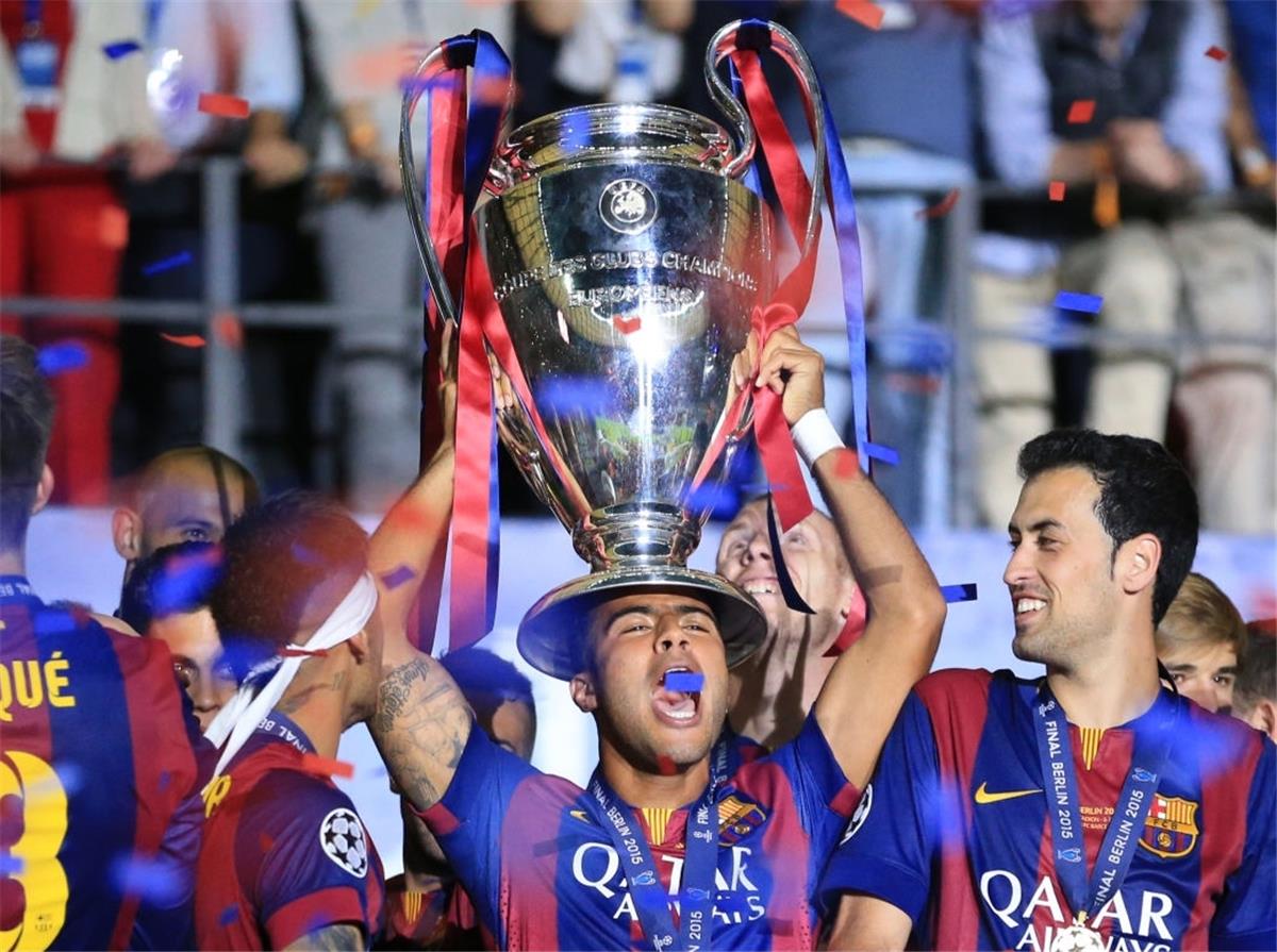 في الكورة : رافينيا ألكانتارا يعلن اعتزاله كرة القدم