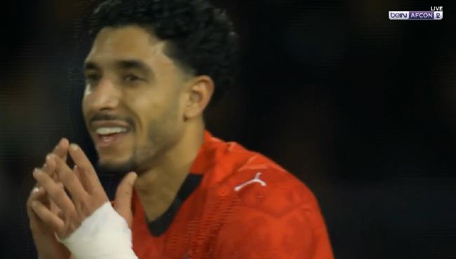 عمر مرموش يهدر فرصة هدف بطريقة غريبة امام زيمبابوي بكأس أمم أفريقيا