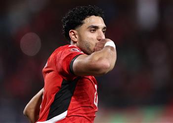 ردود أفعال جماهير مانشستر سيتي على أداء عمر مرموش في مباراة مصر وزيمبابوي سنندم عليه بسبب جوارديولا