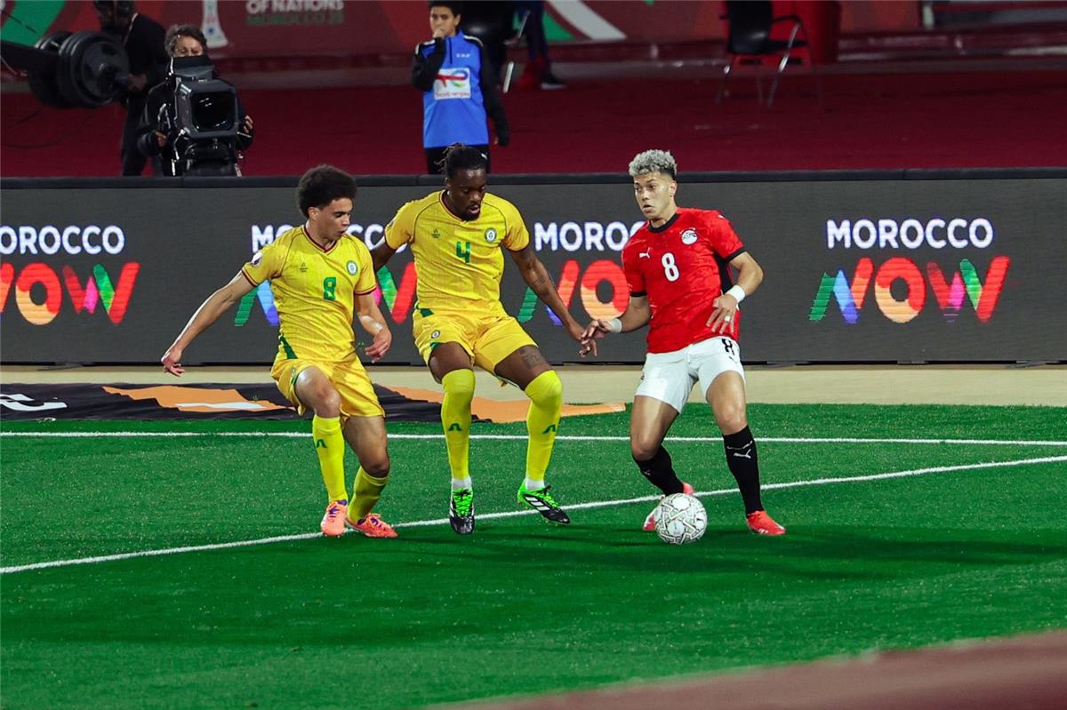 في الكورة : حسام حسن يكشف سبب استبدال إمام عاشور في مباراة مصر وزيمبابوي