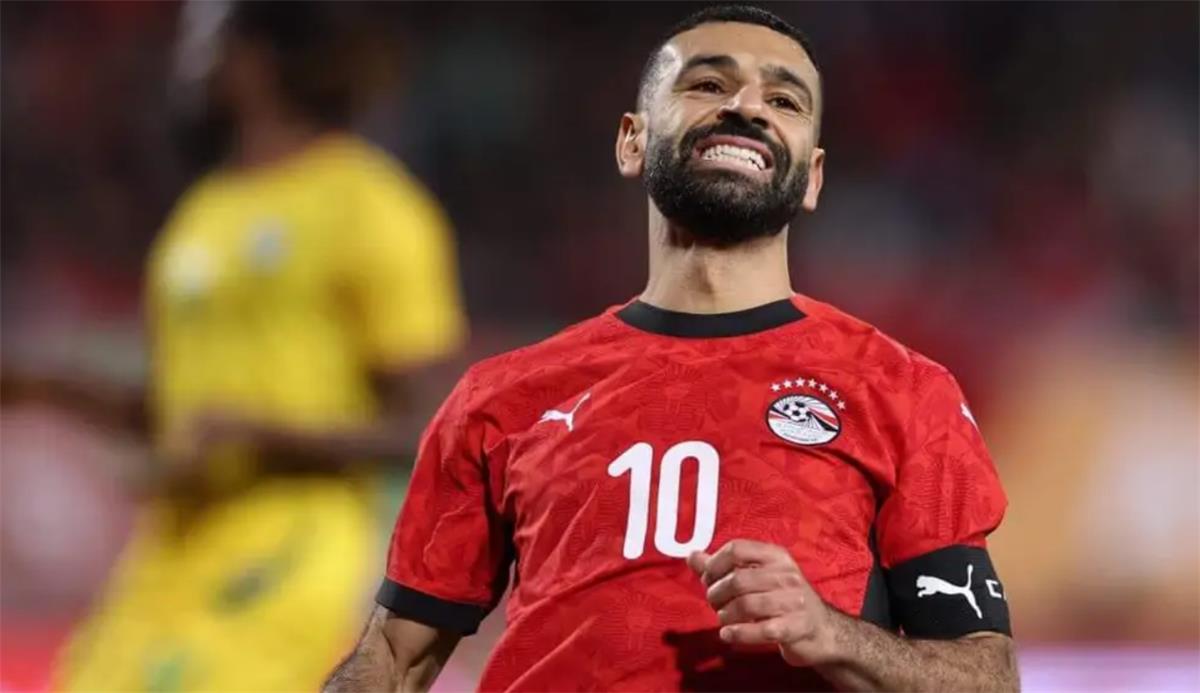 محمد صلاح فوق القواعد.. ذا أثلتيك: منتخب مصر صنع نجمًا صعب الاحتواء في ليفربول 