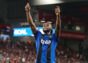 ذا أثلتيك سيمينيو حسم مستقبله ووافق على الانتقال إلى أحد أندية الدوري الإنجليزي