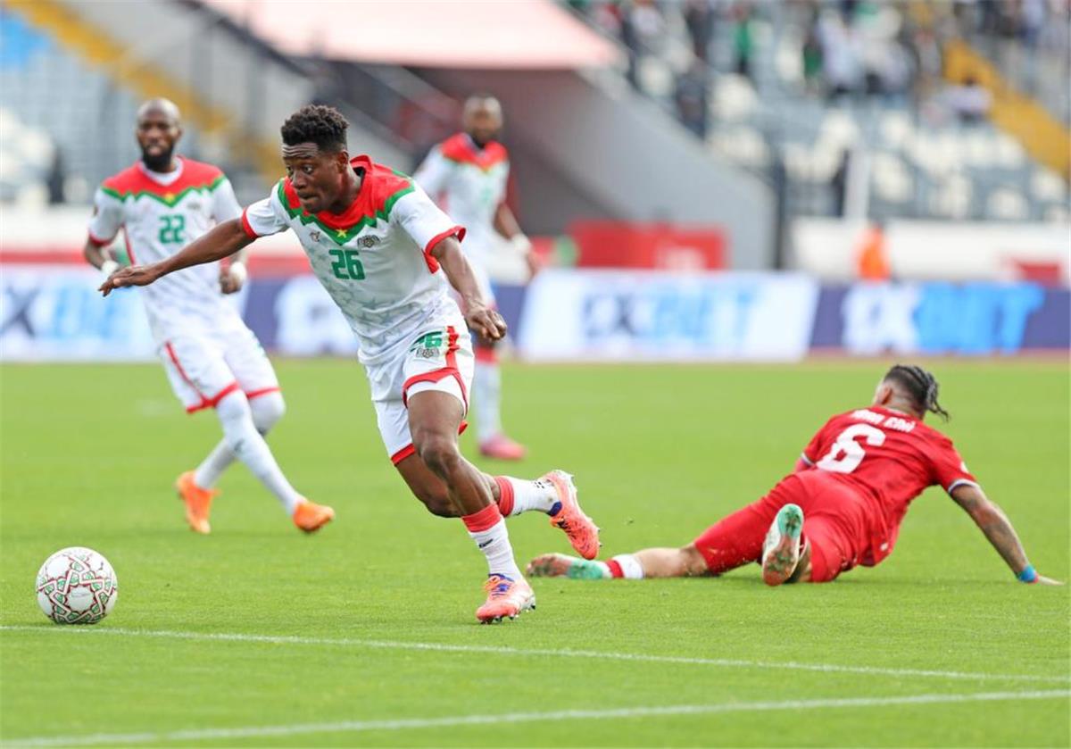 ترتيب مجموعة الجزائر في كأس أمم إفريقيا 2025 بعد فوز بوركينا فاسو على غينيا الاستوائية 