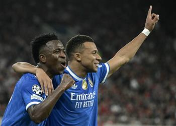 باكيرو يعترف بتضرر فينيسيوس من وجود مبابي في ريال مدريد حدث نفس الشيء في برشلونة