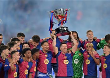 موندو ديبورتيفو برشلونة لعب 5 مباريات للتاريخ في 2025 ولقاء واحد للنسيان