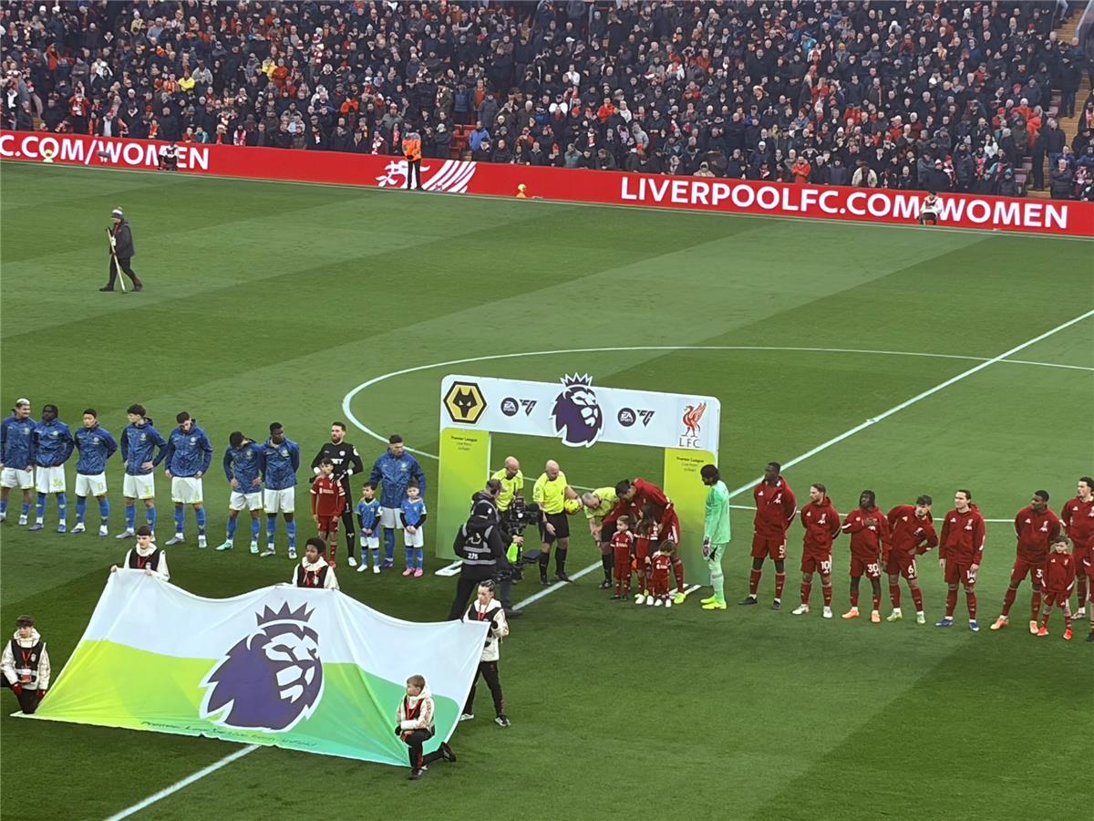 بطريقة مؤثرة.. تكريم ديوجو جوتا في مباراة ليفربول وولفرهامبتون