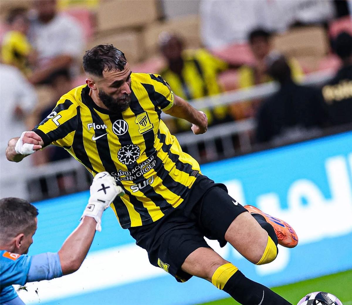 فيديو.. الاتحاد يفوز على الشباب بثنائية في الدوري السعودي