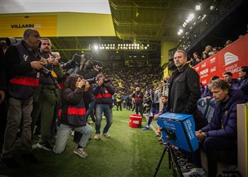 سبورت توضح خطة برشلونة بشأن مستقبل هانز فليك و هوس ديكو