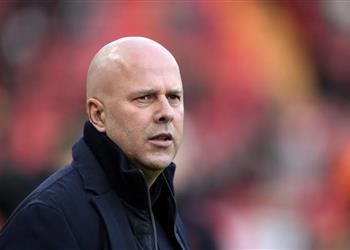 سلوت في ورطة لاعب ليفربول يواجه شبح الإيقاف بسبب مباراة ليدز يونايتد