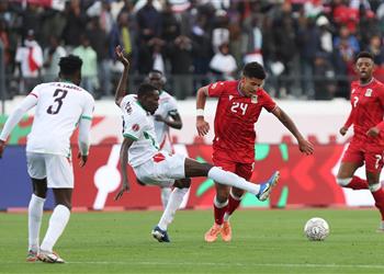 كاف ي علن تعيين طاقم تحكيم مصري لمباراة السودان وبوركينا فاسو