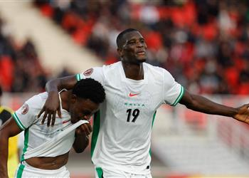 فيديو نيجيريا تفوز على أوغندا بثلاثية في كأس أمم إفريقيا