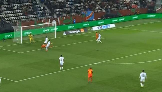 فيستون مايلي يهدر هدف محقق للكونغو الديمقراطية امام بوتسوانا