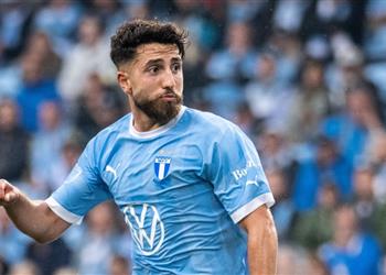 وكيل الفلسطيني مصطفى زيدان يرد عبر بطولات على أنباء اهتمام الأهلي