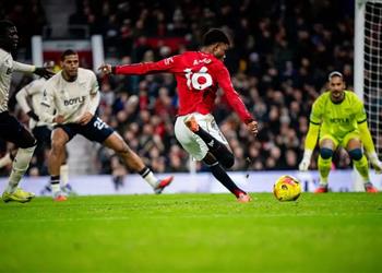 فيديو مانشستر يونايتد يسقط في فخ التعادل أمام وست هام بالدوري الإنجليزي