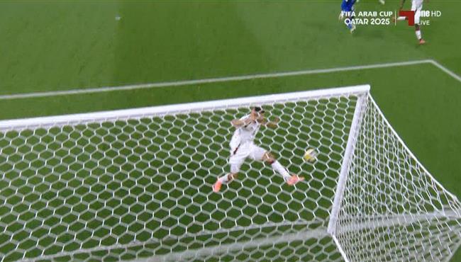 محمد عواد ينقذ قطر من هدف محقق لسوريا بكاس العرب