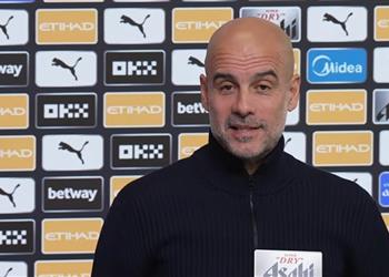 جوارديولا على القنوات التلفزيونية أن تعطيني زجاجة نبيذ بعد مباراة مانشستر سيتي وفولهام