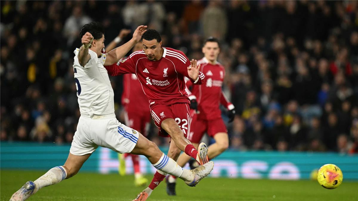 ترتيب الدوري الإنجليزي بعد تعادل ليفربول مع ليدز يونايتد