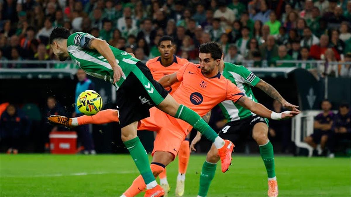 في الكورة : ترتيب هدافي الدوري الإسباني بعد هاتريك فيران توريس في مباراة برشلونة وريال بيتيس