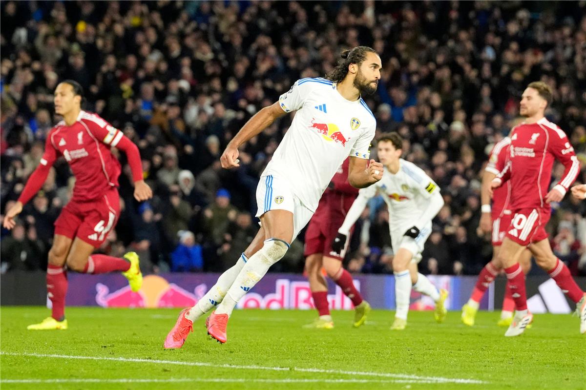 في الكورة : فيديو | في دقيقتين.. ليدز يونايتد يسجل هدفين أمام ليفربول في الدوري الإنجليزي