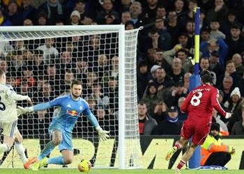 فيديو سوبوسلاي يسجل هدف ليفربول الثالث أمام ليدز يونايتد