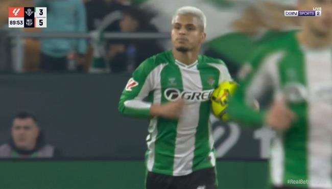 هدف ريال بيتيس الثالث في مرمي برشلونة بالدوري الاسباني