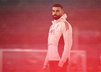 جارديان محمد صلاح الأناني يخون زملاءه وي سر ع نهاية حقبته مع ليفربول