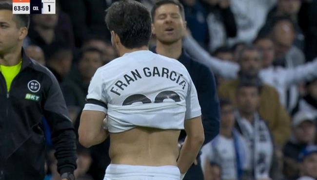 طرد فران جارسيا في مباراة ريال مدريد وسيلتا فيجو ورد فعل تشابي الونسو