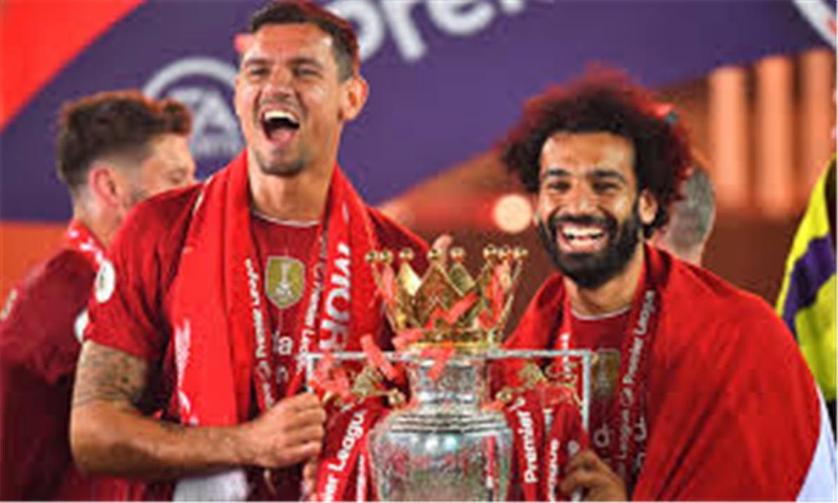 ادعم الجانب الخطأ.. لوفرين يدخل على خط أزمة محمد صلاح وسلوت في ليفربول