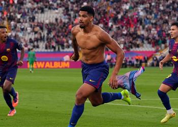 سبورت لاعب برشلونة يقضي إجازة في تل أبيب