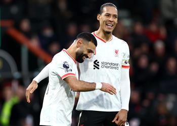 فان دايك محمد صلاح استثنائي ومسيرته في ليفربول مذهلة