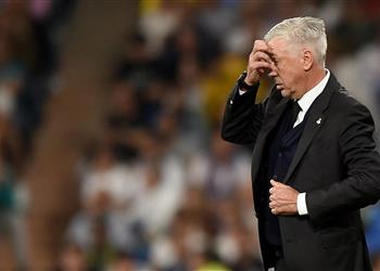 فيديو لاعب ريال مدريد يغادر مباراة إسبانيول مصاب ا