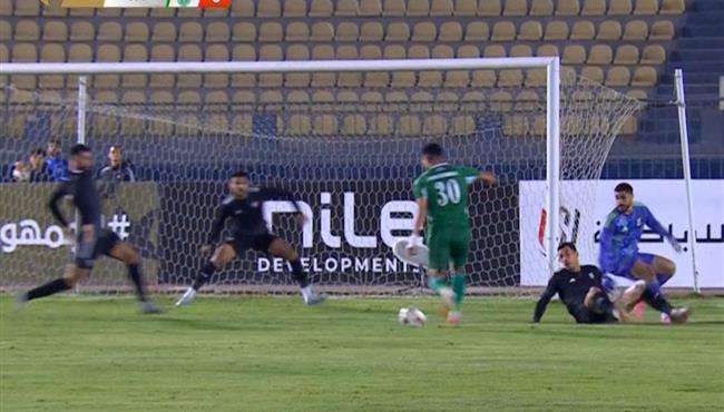 بمهاراة رائعة عمرو جمعة يتلاعب بمدافع وحارس بتروجيت ويهدر فرصه لا تصدق لـ الاتحاد
