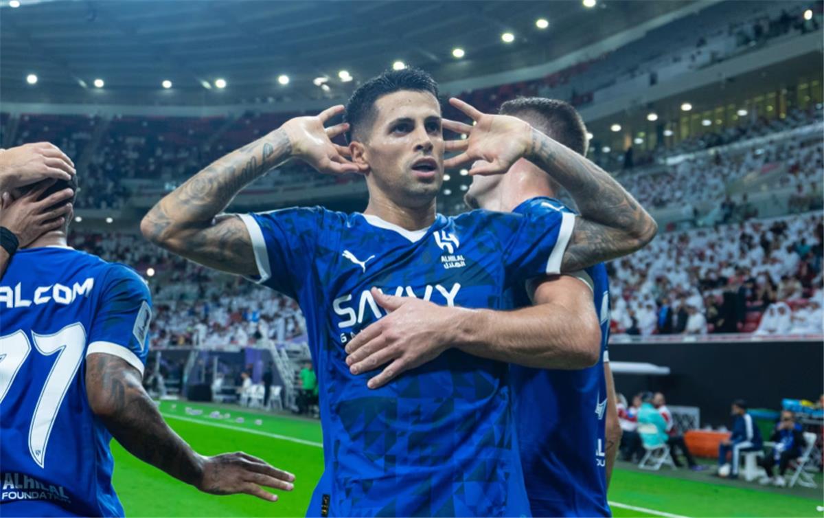 رغم جاهزيته الفنية.. جواو كانسيلو يغيب عن مباراة الهلال والرياض بالدوري السعودي