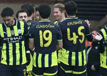 رئيس لجنة الحكام السابق في إنجلترا جوارديولا كان محق ا بشأن عمر مرموش