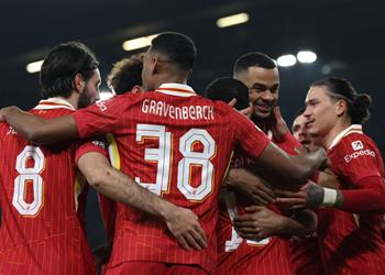 فيديو أحتاج إلى المال مهاجم ليفربول ي طالب باتصال من الدوري السعودي