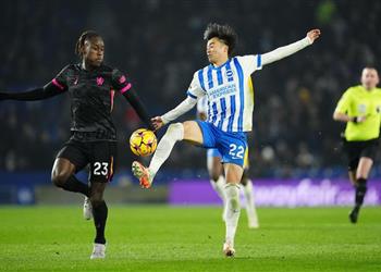 فيديو هدية لـ مانشستر سيتي تشيلسي يسقط بثلاثية أمام برايتون في الدوري الإنجليزي