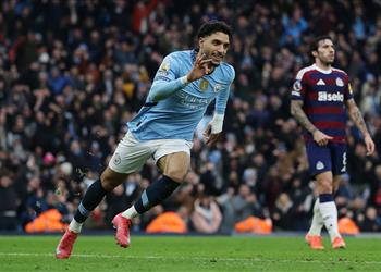 مانشستر سيتي يتغزل في عمر مرموش بعد الهاتريك أمام نيوكاسل