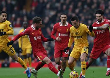 مدرب ولفرهامبتون احترمنا ليفربول أكثر من اللازم ورأيي في التحكيم لن يفيد