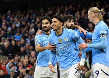 لاعب مانشستر سيتي مشيد ا بـ عمر مرموش بعد الهاتريك النادي لم يدفع الأموال هباء