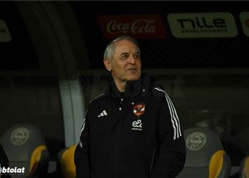 كولر سعيد بأداء لاعب الأهلي رغم عصبيته أمام الإسماعيلي