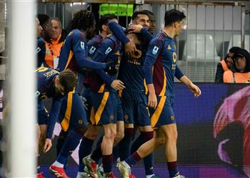 فيديو روما يتغلب على 10 لاعبين من بارما ويواصل نتائجه الجيدة في الكالشيو