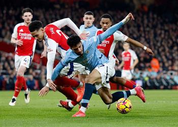 فيديو بمشاركة عمر مرموش مانشستر سيتي يتلقى هزيمة قاسية بـ خماسية تاريخية أمام آرسنال في الدوري الإنجليزي