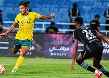 الخليج السعودي يوضح لـ بطولات موقفه من رحيل محمد شريف بعد اهتمام الزمالك