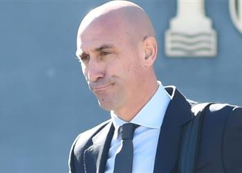 قبلة الفضيحة القضاء الإسباني يدين روبياليس بالاعتداء الجنسي ويغر مه مالي ا