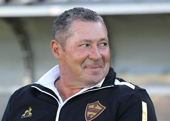 مدرب ستيلينبوش لـ بطولات الزمالك من عمالقة إفريقيا ولكن