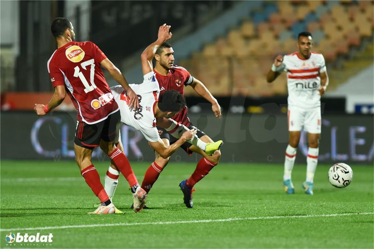 الصالح سبورت : صراع الصدارة وعودة الثقة.. الأهلي والزمالك في مواجهة نارية بـ الدوري المصري