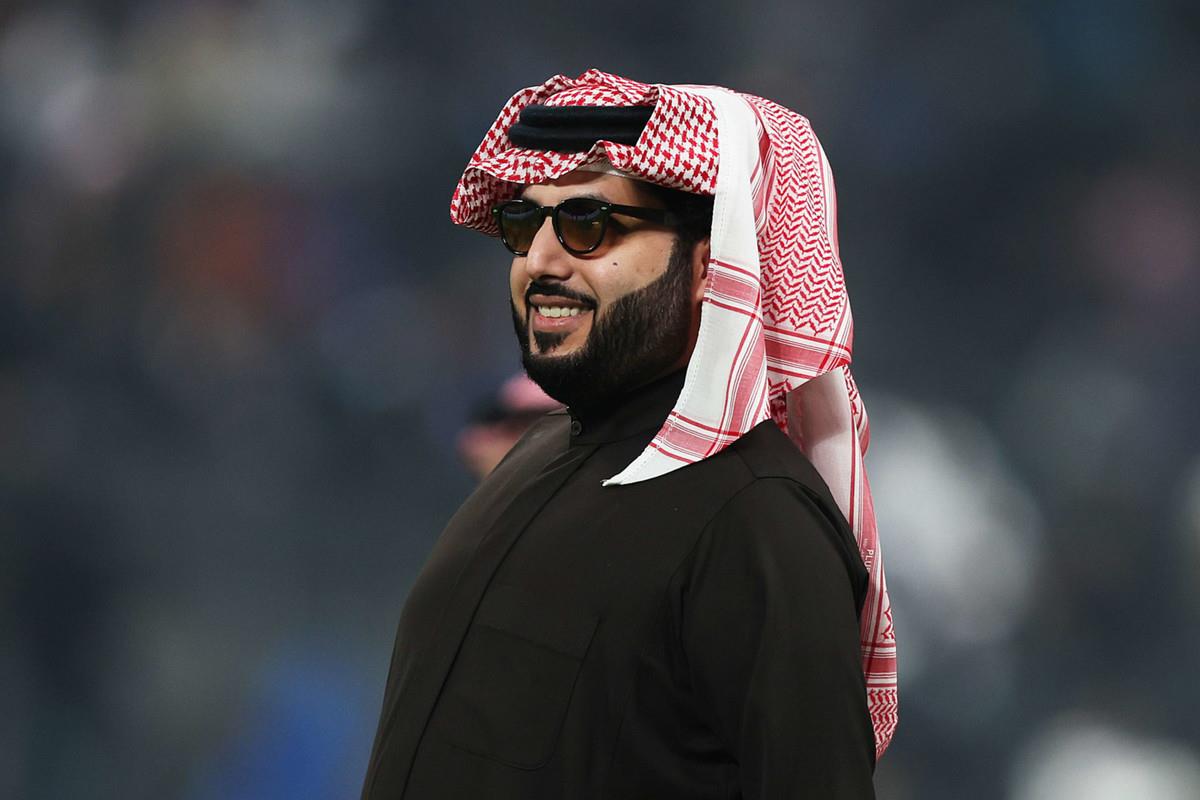 الصالح سبورت : تركي آل الشيخ يعلن مفاجآت بشأن مباريات الأهلي والهلال في كأس العالم للأندية