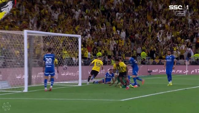 هدف الاتحاد الثالث في مرمي الهلال بالدوري السعودي بيرجوين