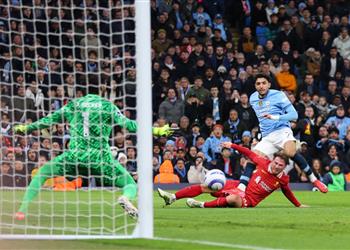 فيديو ماذا قدم عمر مرموش في مباراة ليفربول ومانشستر سيتي بـ الدوري الإنجليزي